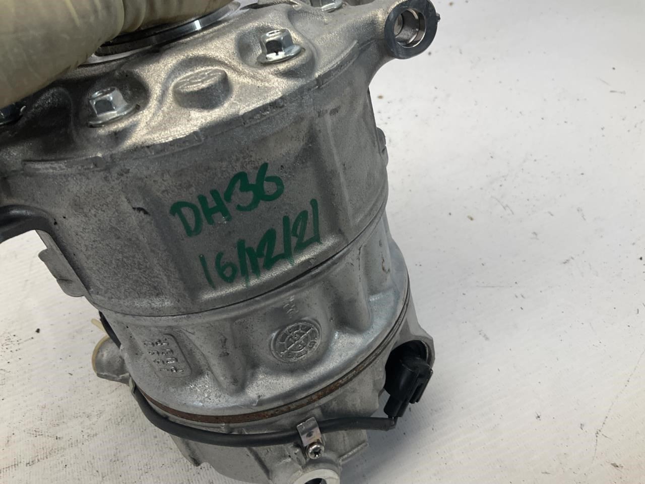 McLaren 650S 2014-2017 Compressor with bracket