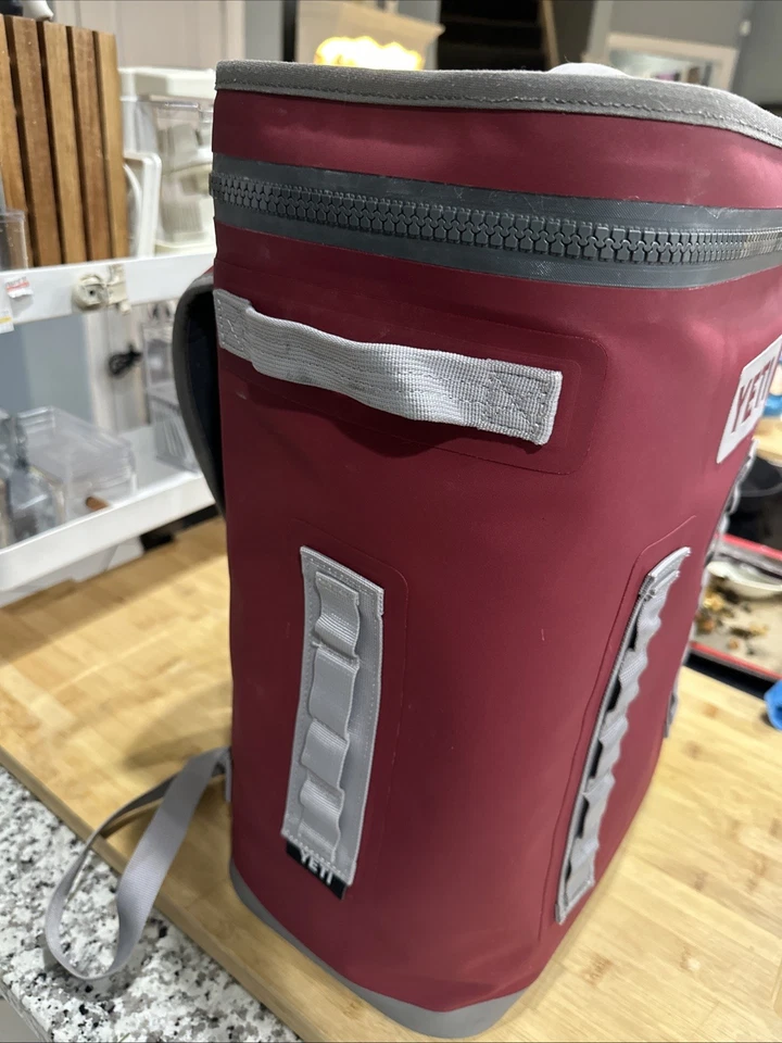 YETI Hopper BackFlip 24 Soft Cooler - Harvest Red - Limited Edition! Burgundy - Image 3 of 4