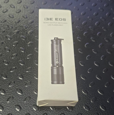 Olight I3E EOS 90 Lumen LED Keychain Flashlight, AAA Battery, IPX8 Black
