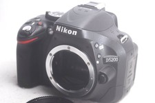 Nikon D5200 DSLR Camera Excellent Condition Low Shutter Count Used