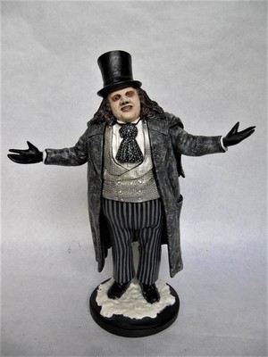 Batman Returns The Penguin The Vinyl Bausatz Maßstab 1/6 von Profi montiert und bemalt