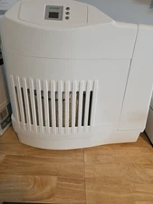 AIRCARE MA1201 Whole House Console-Style Evaporative Humidifier  3600sq ft 3.6 G