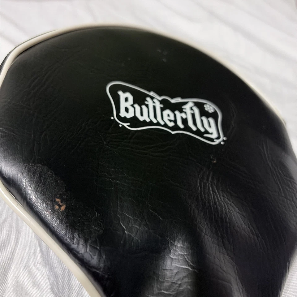   Butterfly Table Tennis Racket Paddle Yuki Style in bad condition W good Case  - Image 2 of 4