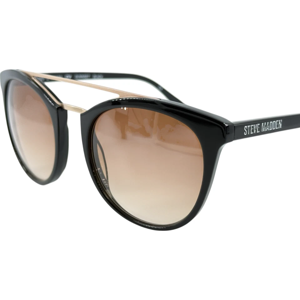 Óculos de sol Steve Madden Sunnset feminino plástico preto 52-20 redondo aviador - Imagem 2 de 4