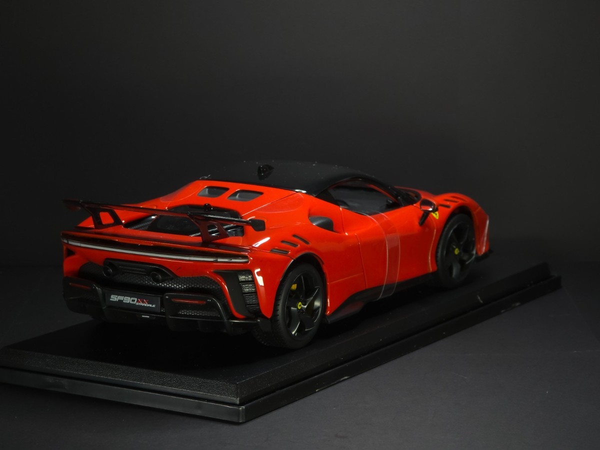 Ferrari SF90 XX Stradale 1:18 Maisto Exclusive Style Special