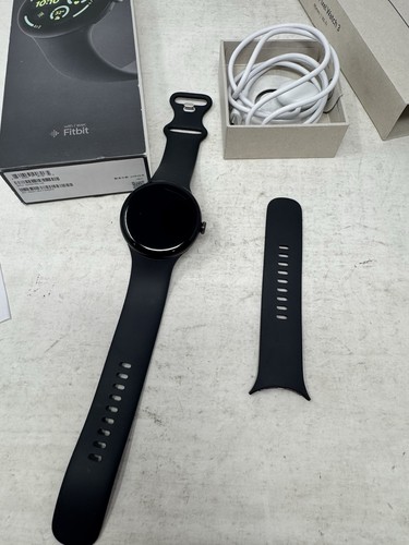 Google Pixel Watch 3 45mm Aluminum Matte Black GPS / Wi-Fi - Open Box - Photo 7 sur 8