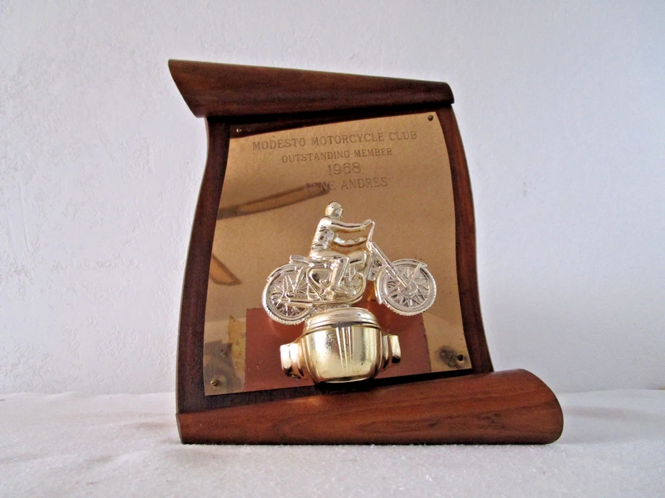 Винтажная трофейная табличка 1968 GENE ANDRES Modesto M/C - Изображение 2 из 4