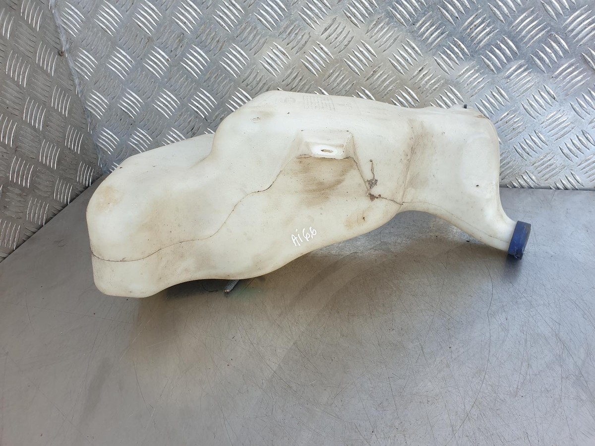 IVECO DAILY Screenwash Bottle Tank 2013 2.3 Diesel Mk5 3801898 | eBay 