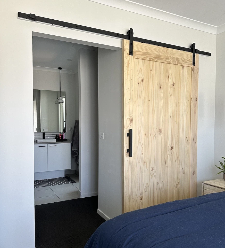 Top Quality Raw Pine Sliding Barn Door Solid Plank Barn Door - image 2 of 4