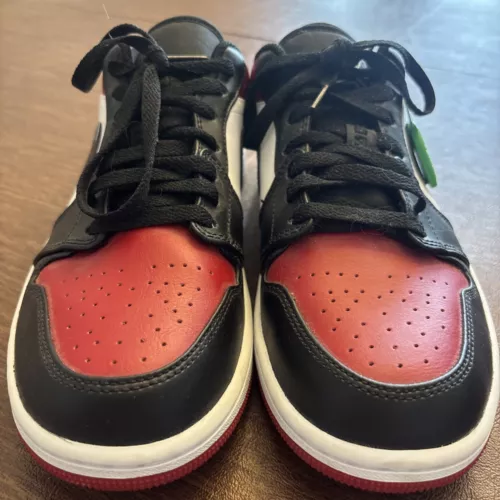 Size 8.5 - Jordan 1 Low Bred Toe