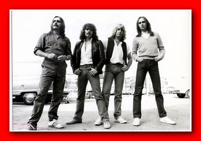 Status Quo 12''x8'' professionelles Foto
