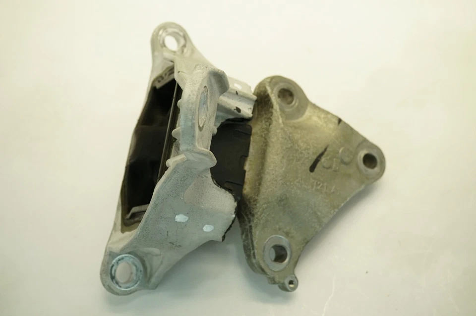 🔅2022-2025 Honda Civic fabricante de equipamento original. RUBBER ASSY., MONTAGEM DE TRANSMISSÃO 50850T21A11 - Imagem 2 de 4