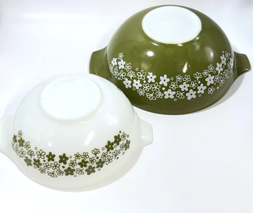 Pyrex Spring Blossom Mixing Bowls 2 Pc Cinderella Nesting Crazy Daisy 443 444