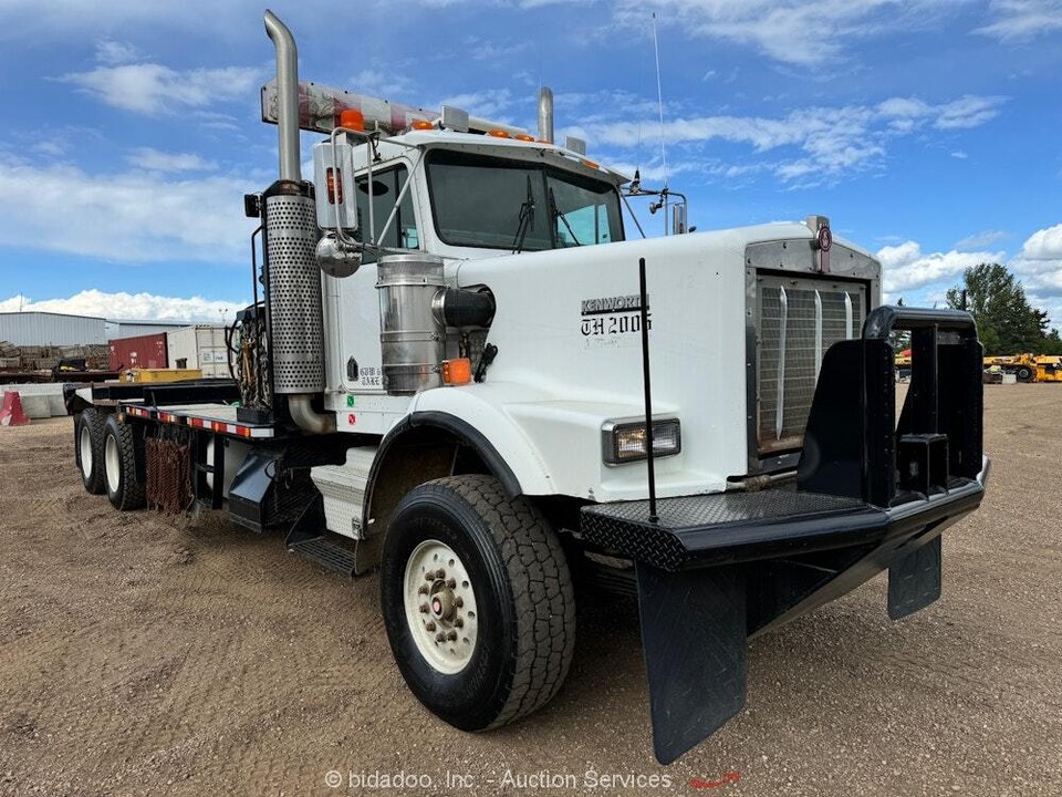 2005 Kenworth C500 19' 6" Texas Bed Winch T/A Tractor Truck RN60 Diesel