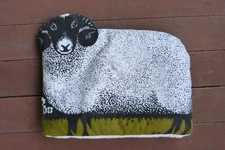 LARGE 13X9" SWEET TEA COZY MADE IN ENGLAND BY RUSHBROOKES ADULT SHEEP W LAMB