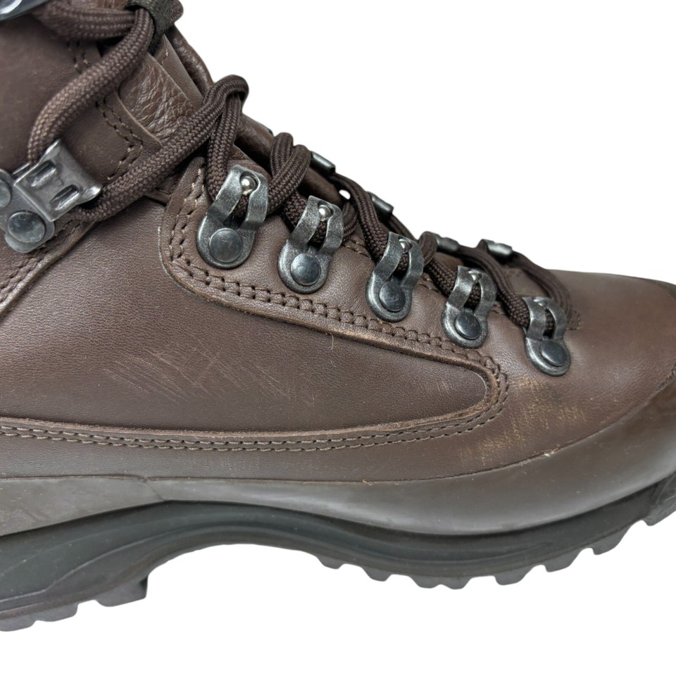 British Army Brown Leather Goretex Cold Wet Weather Combat Boots New