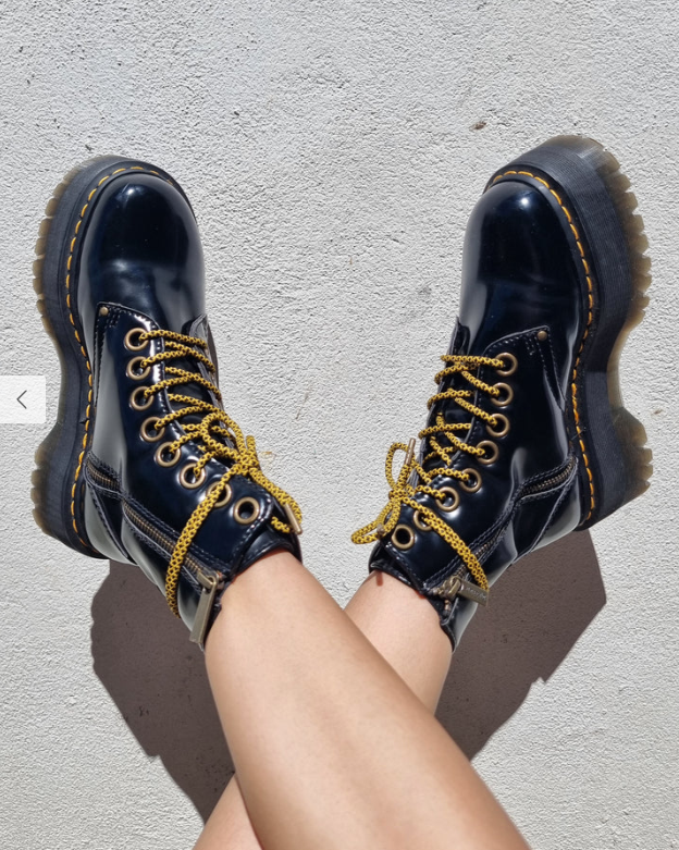 DR. MARTENS JADON MAX COMBAT PLATFORM BOOTS IN BLACK OXFORD  display picture 1