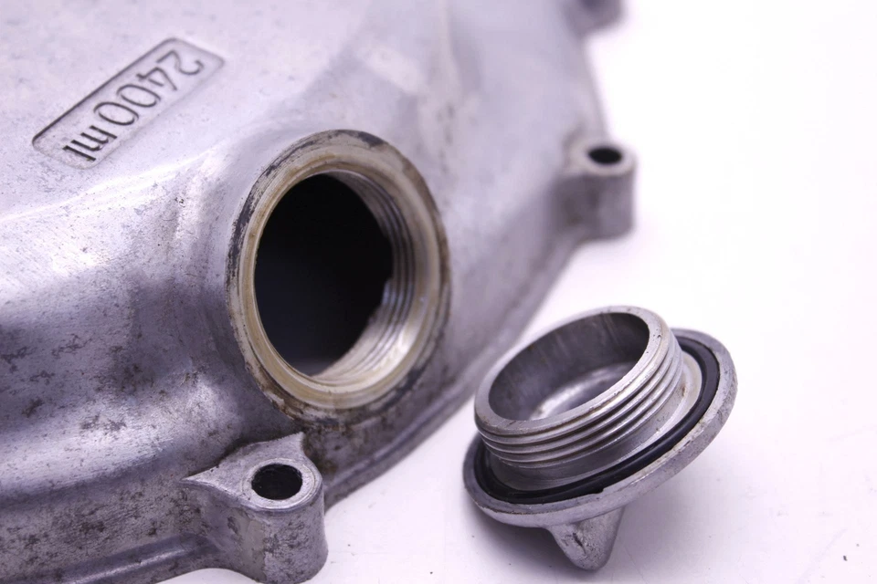 1981 SUZUKI GS550L OEM КРЫШКА КОЛЕНЧАТОГО ВАЛА ДВИГАТЕЛЯ 19001 R10.BX19 - Изображение 4 из 4