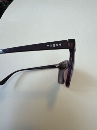 VOGUE VO5426S 276162 Purple Grey Grad Violet Polarized 54 mm Sunglasses W/ Case - Picture 3 of 8