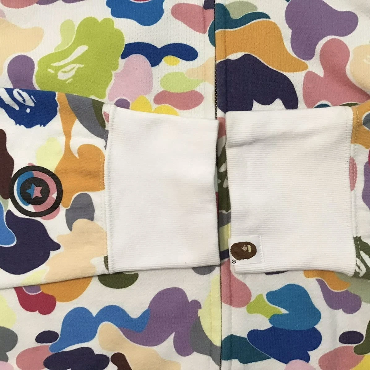 A BATHING APE (BAPE) Felpa con cappuccio Multicamo Shark taglia M full zip A Bathing Ape Bape multi mimetica 2504TY