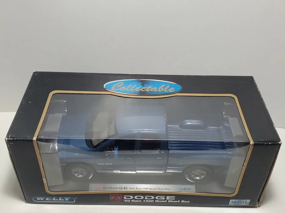 2002 Dodge Ram 1500 SLT Quad Short Box Pickup Truck Welly 1:18 Scale Diecast - Image 3 of 4