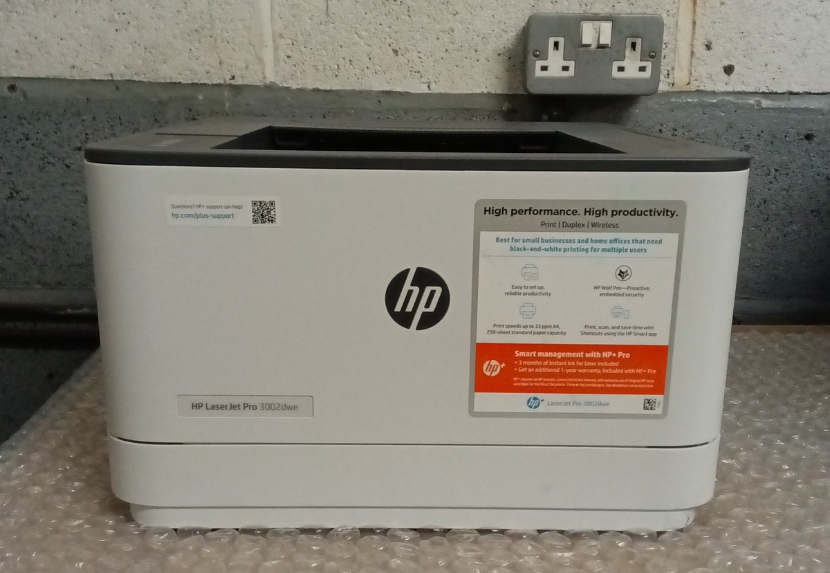 LaserJet Pro 3002dw printer | ® België LaserJet Pro 3002dw printer | ® België
