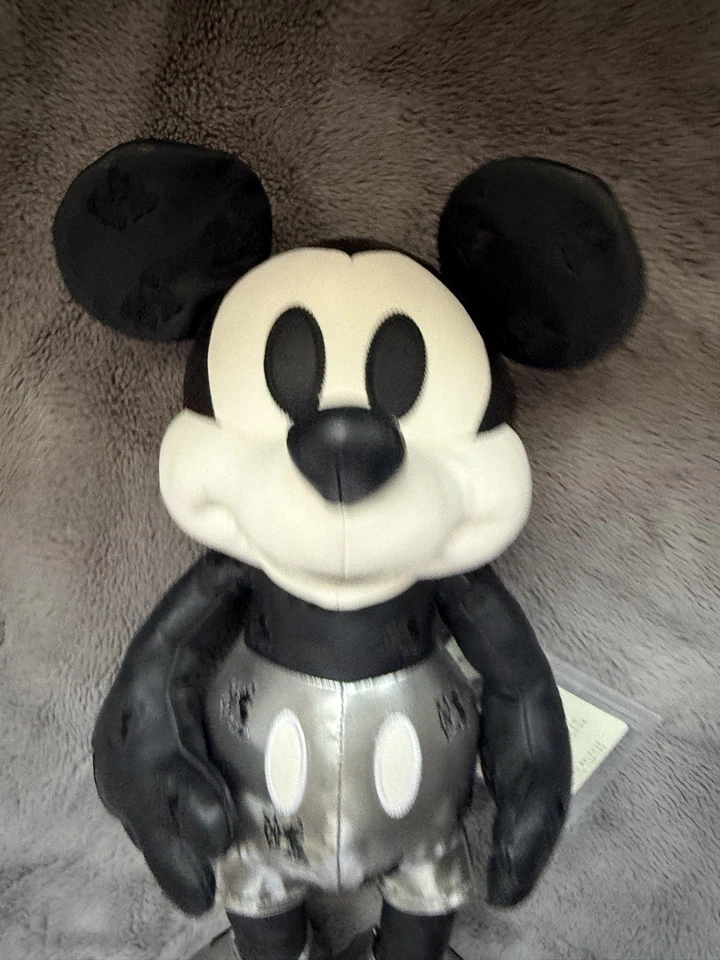 ✨ New Disney Store Mickey Mouse Memories Plush Toy #1/12 January Immaculate ✨ - Image 3 of 4