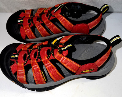 Keen Newport Red Waterproof Sport Closed Toe Sandals Shoe 7.0