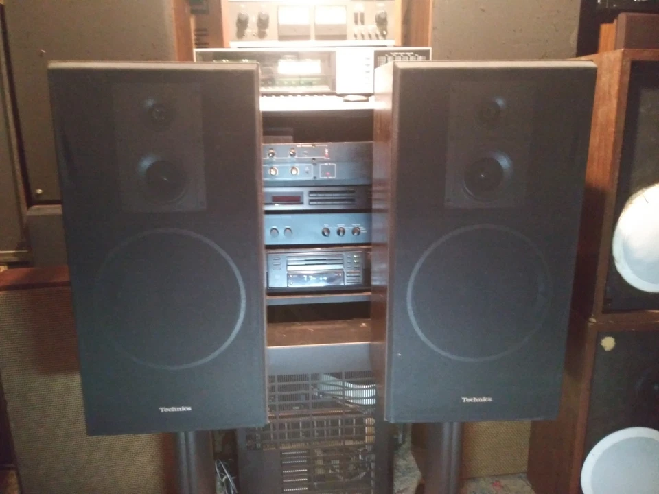 Altavoces de 3 vías Tested & Working Technics SB-L52 12" en soportes 8 ohmios 60 W Foto 2 de 4