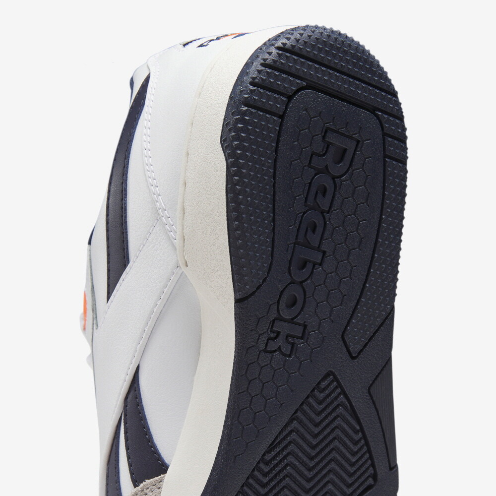 [REEBOK] BB 4000 II White Blue / IE6832 送料込 Reebok Men's BB 4000 II Blue/White/Grey Basketball Shoes