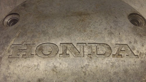 1971 Honda CL 175 Engine Left Cover w Bolts 71 CL175 T4-1 - Picture 2 of 6