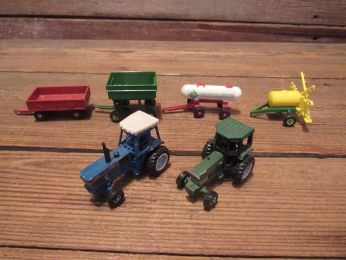 Vintage ERTL 1/64th John Deere & Others Farm Implements - Picture 5 of 8