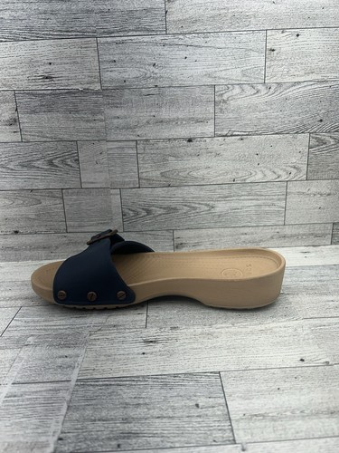 Crocs Sandals Women's Size 7 with Buckle Strap Tand with Blue Strap - Picture 4 of 11