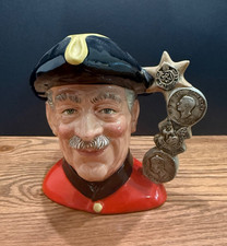 ROYAL DOULTON CHELSEA PENSIONER  D6831 LARGE ...
