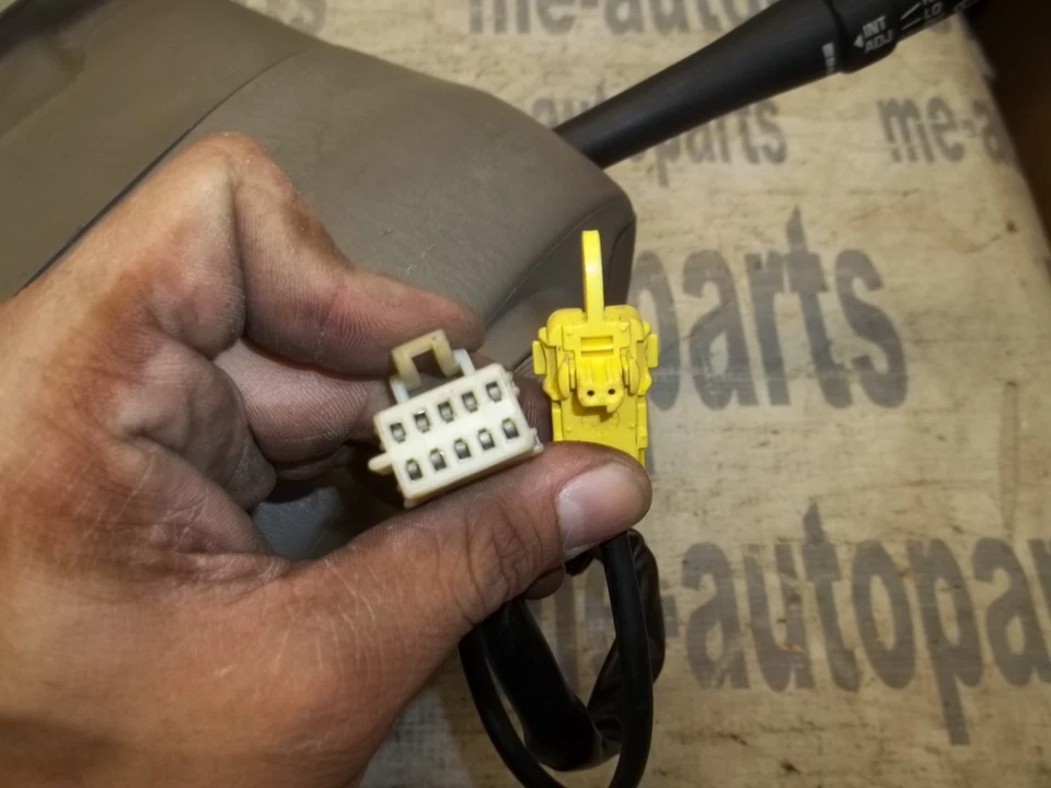 01-04 Cadillac Seville Power Tilt Steering Column Assembly 26087319  TCL OEM - Image 2 of 4