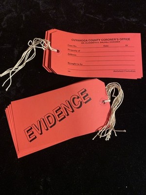 10 VTG Cleveland Ohio Cuyahoga County Coroner Evidence Toe Tag Halloween Invites