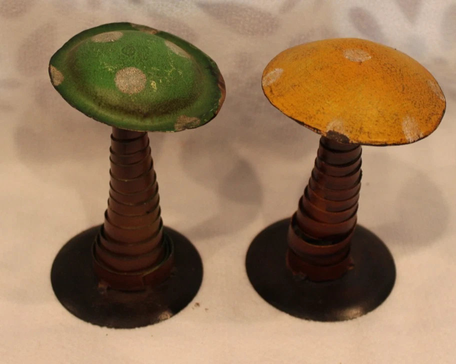 Decorative Bees, Sunflowers & Mushrooms --- Lot Of 6 - Image 4 of 4