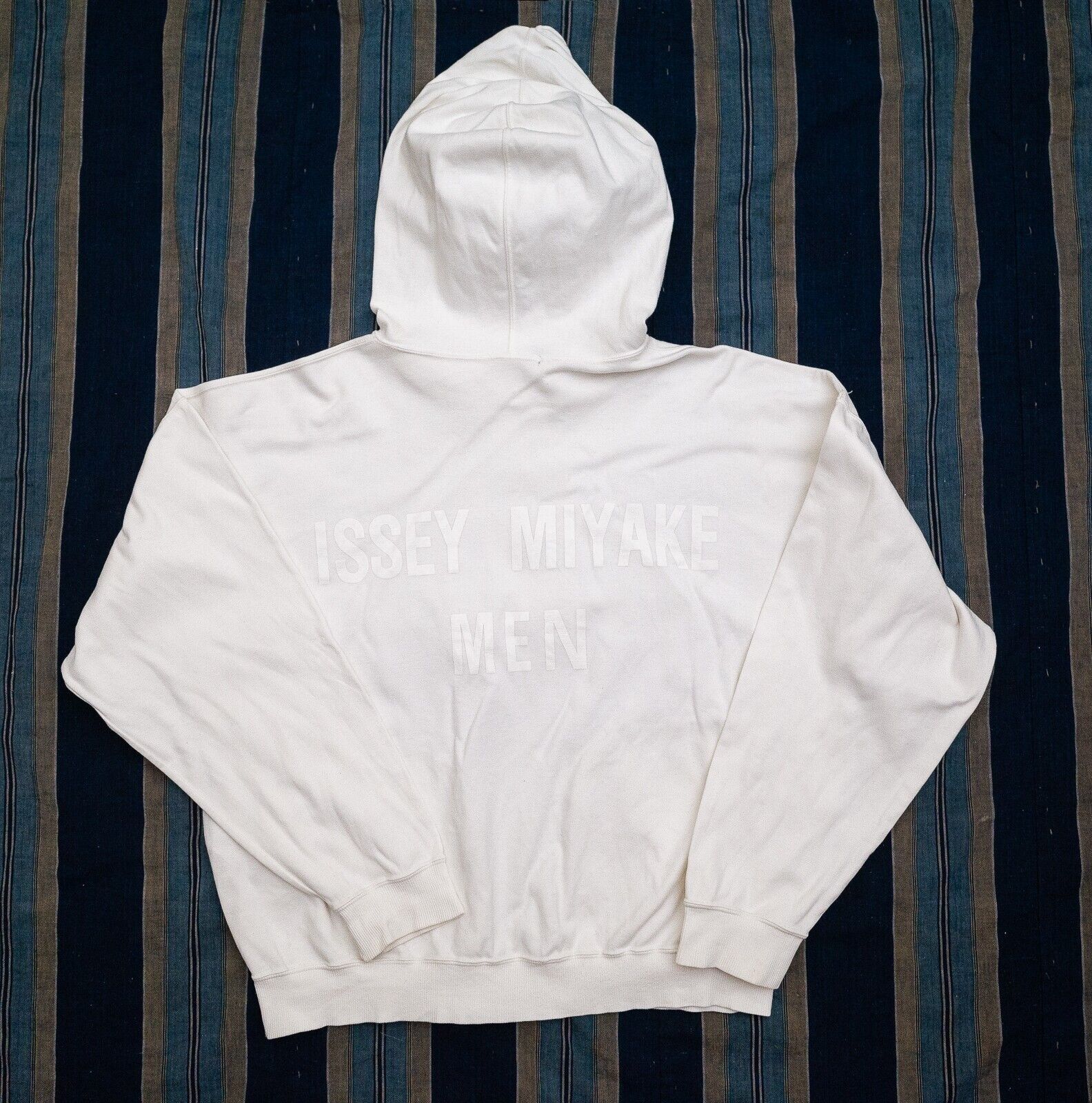 ISSEY MIYAKE MEN】80s zip-up sweat-