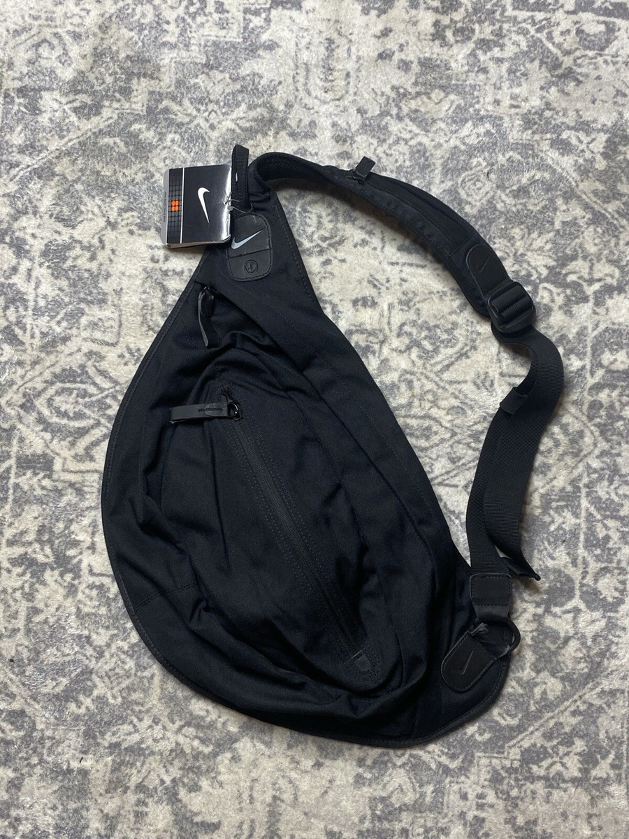 Nike Vintage 2000s Sling Bag New With Tags One Size Unisex Nike Vintage 2000s Sling Bag New With Tags One Size Unisex