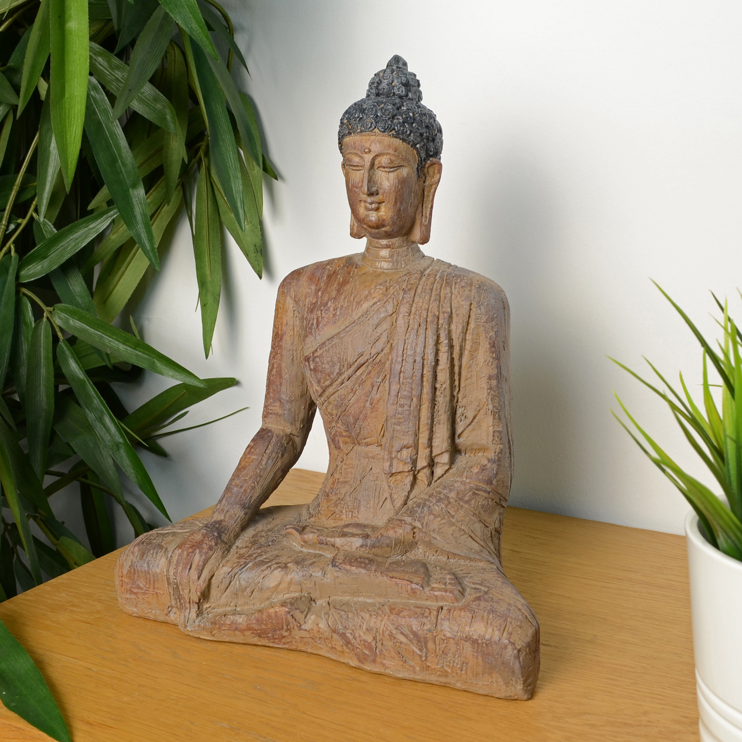 SITTING BUDDHA INDOOR ORNAMENT in CARVED WOOD EFFECT, BRAND NEW RANGE AW-005