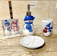 Christmas (Snow Theme) Ceramic Bathroom Accessories Set (4 Pieces) White/Blue