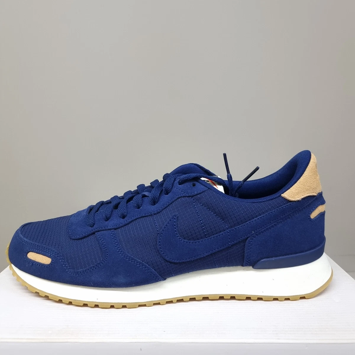Nike air vortex store leather blue