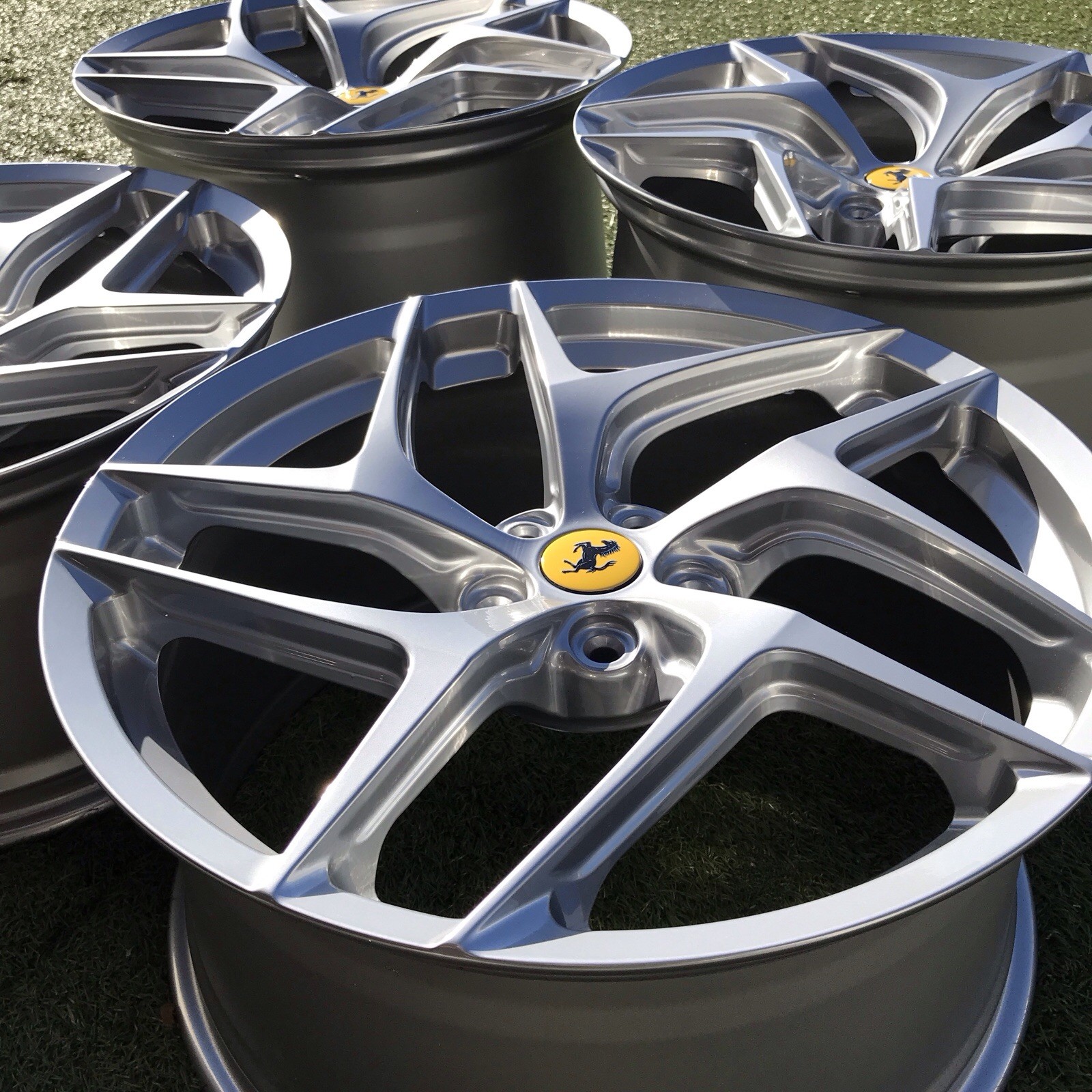 Ferrari 812 Superfast Rear Inner Wheels Set of 4 P/N 334486