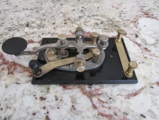 CLASSIC J-38 NICE WORKING STRAIGHT TELEGRAPH KEY