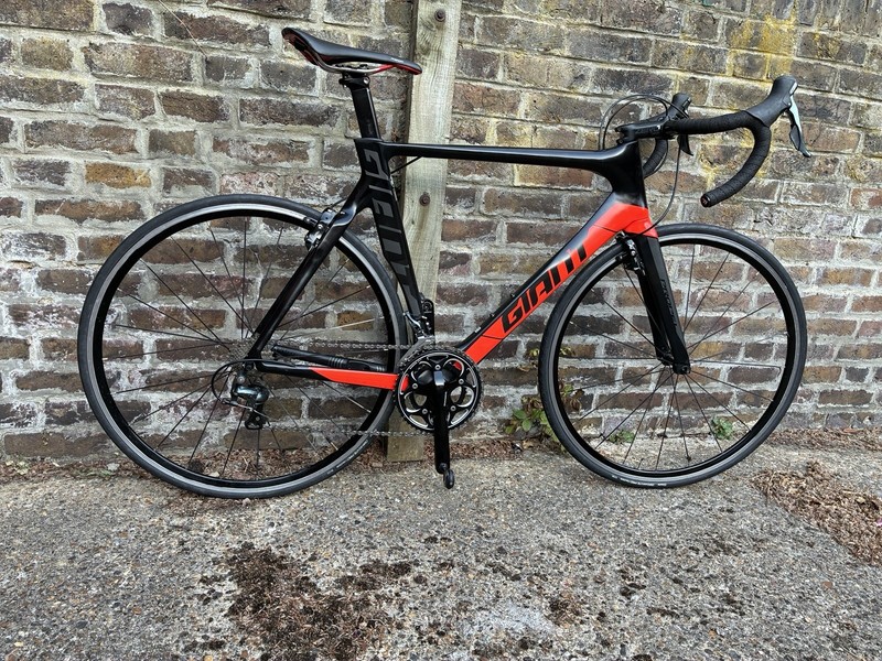 GIANT Propel 2017 Rim Brake 56cm Frame 700c CARBON FRAME  PERFECT CONDITION