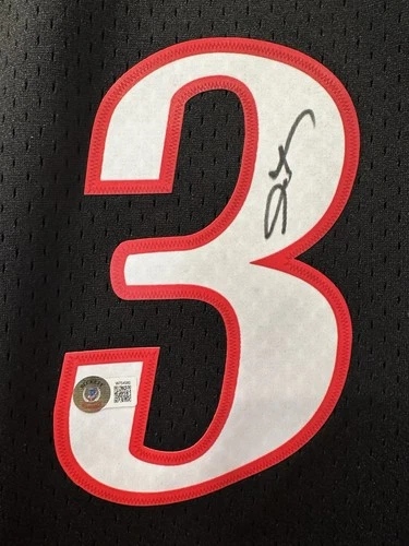 Allen Iverson Autographed Jersey Beckett Authenticated - 76ers And NBA Legend