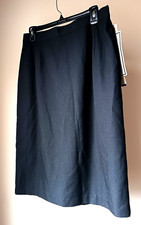 Sag Harbor Black Skirt, Knee Length, Lined, Back Zip, 32 waist, Poly Blend Sz 16