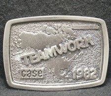 XA11116 VINTAGE 1982   CASE TEAMWORK   EQUIPMENT TRACTORS PEWTER BELT BUCKLE