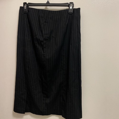 Monroe & Main Women’s 2pc Pinstripe Suit Jacket & Skirt 6 Black Bust 34 Waist 30 - Picture 5 of 10
