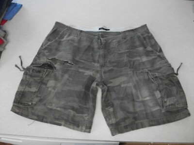 Mens Cargo Faded GLORY Camouflage Shorts Green Distressed